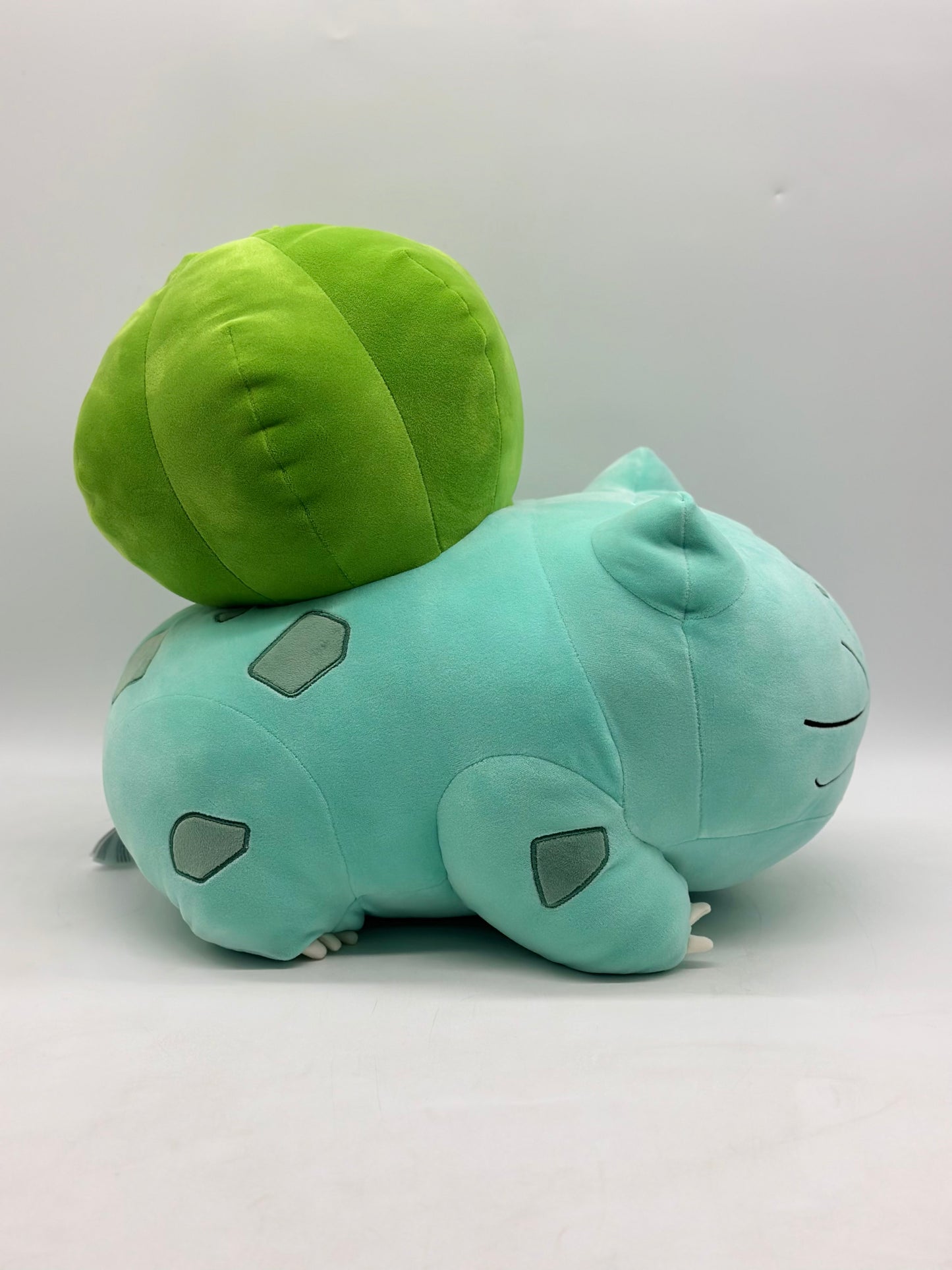 Bulbasaur Sleeping Plush Jumbo