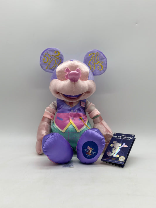 Mickey Mouse The Main Attraction Series 4/12 Plush Large